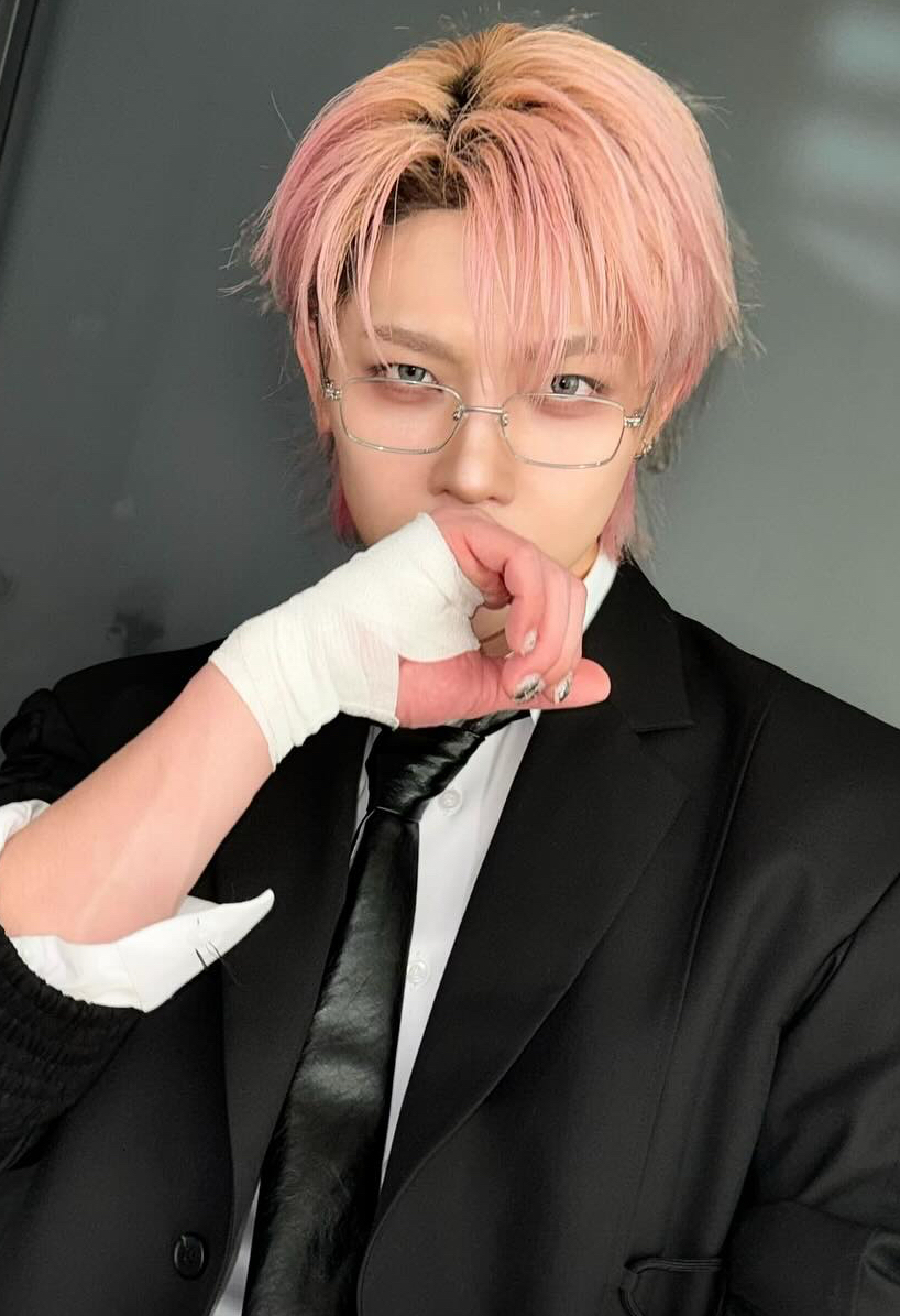 Recent activity shot of Nicholas (&TEAM)