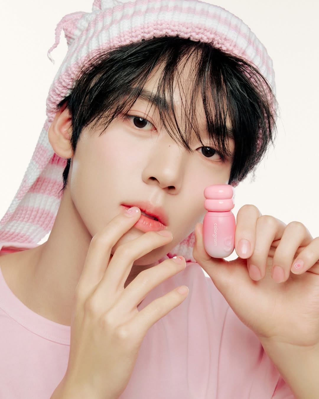 Latest photo of Han Yujin (ZEROBASEONE)