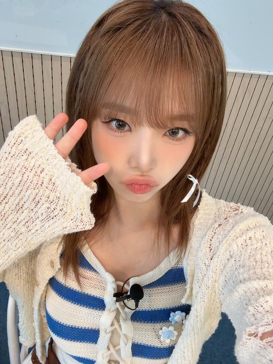 A moment captured by Choi Yena's fan