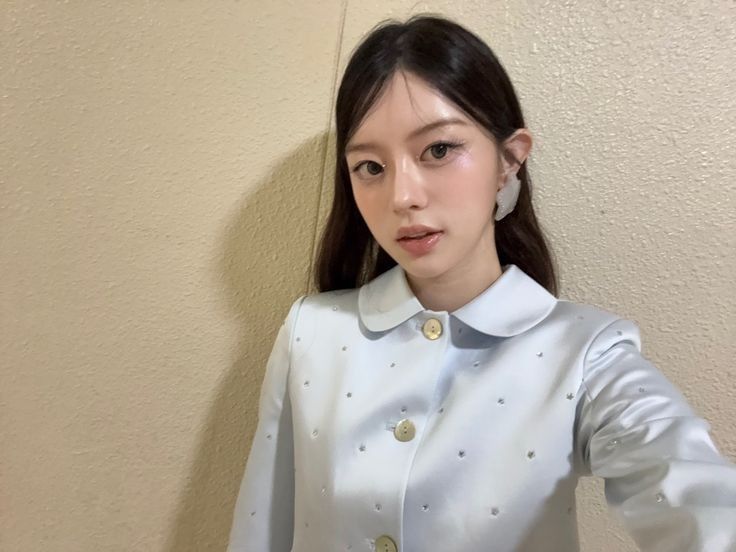 Recent activity shot of Minju (ILLIT)