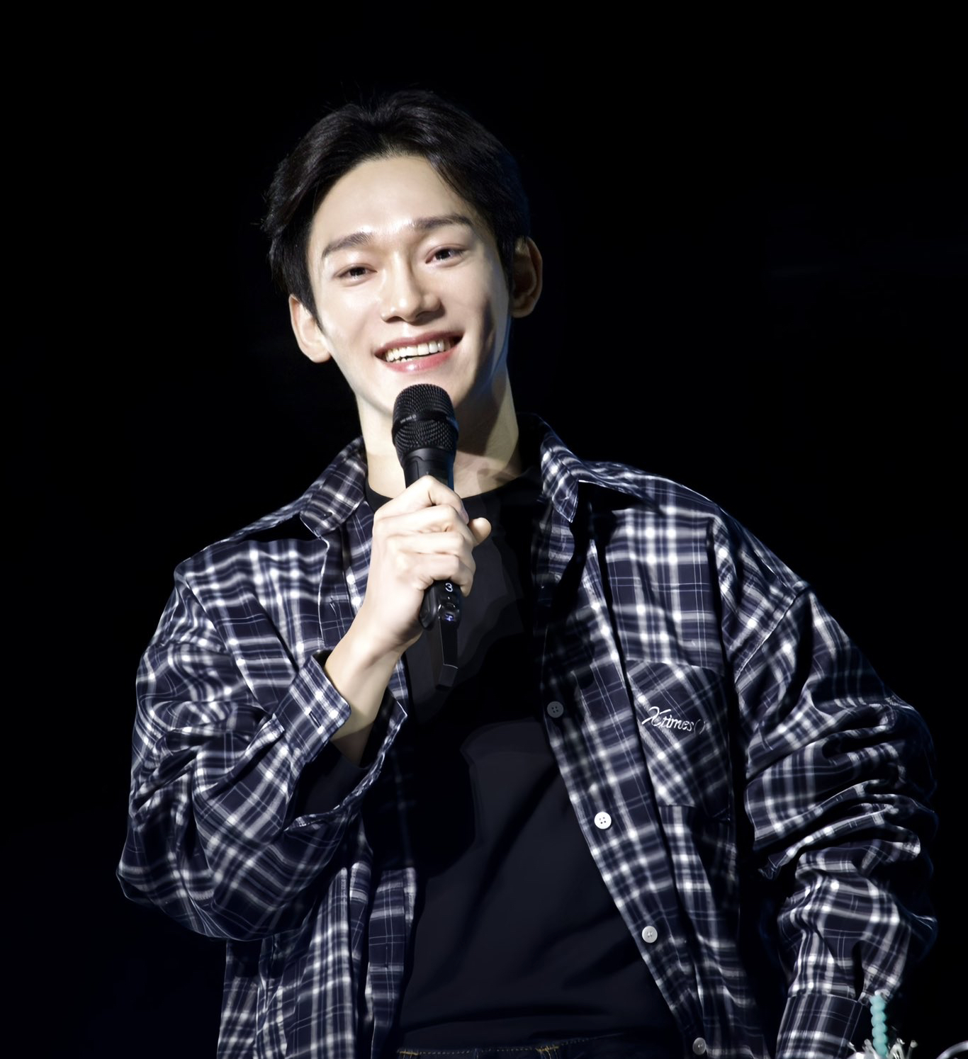 Latest photo of Chen (EXO)