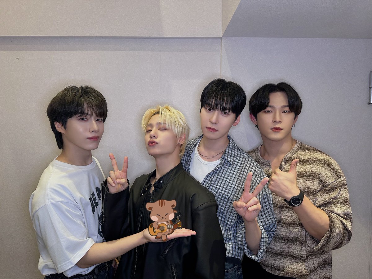 Behind-the-scenes cut of ONEUS