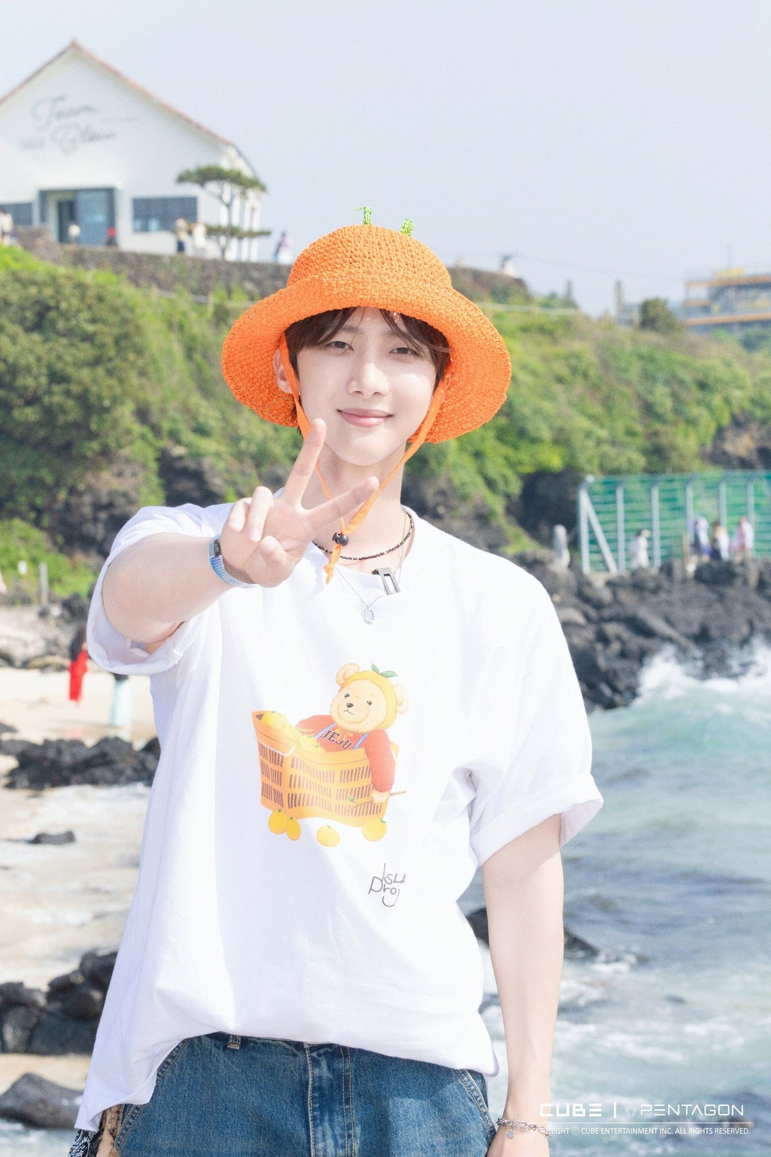 Latest photo of Hui (PENTAGON)