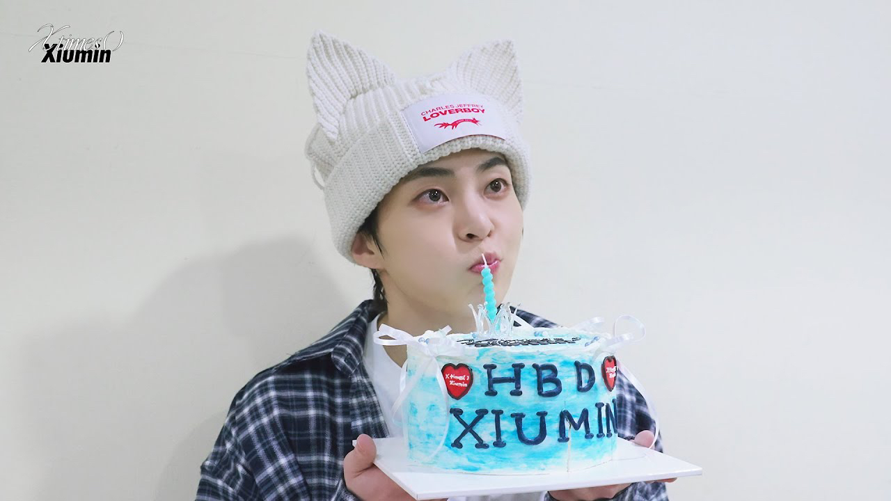 Behind-the-scenes cut of Xiumin (EXO)