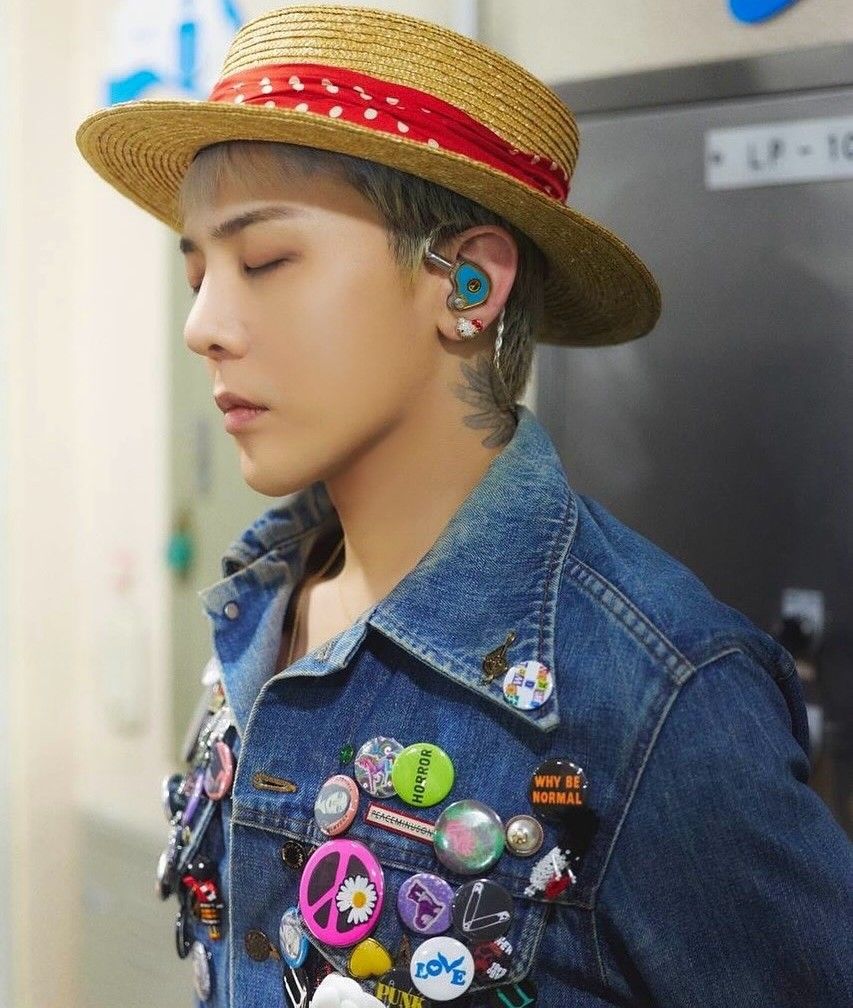 A moment captured by G-DRAGON (BIGBANG)'s fan