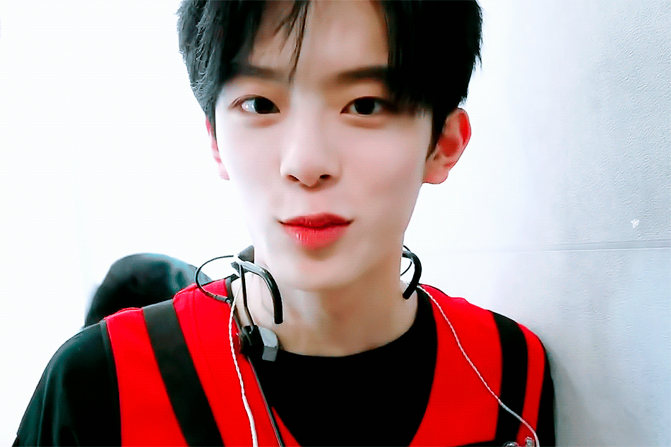Recent activity shot of Kangmin (VERIVERY)