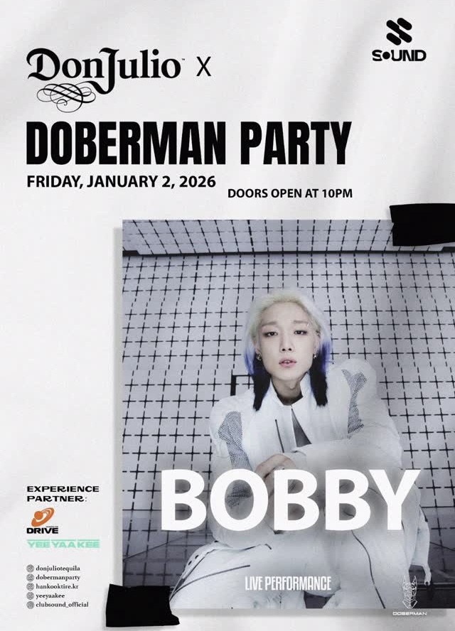 A moment captured by iKON's fan