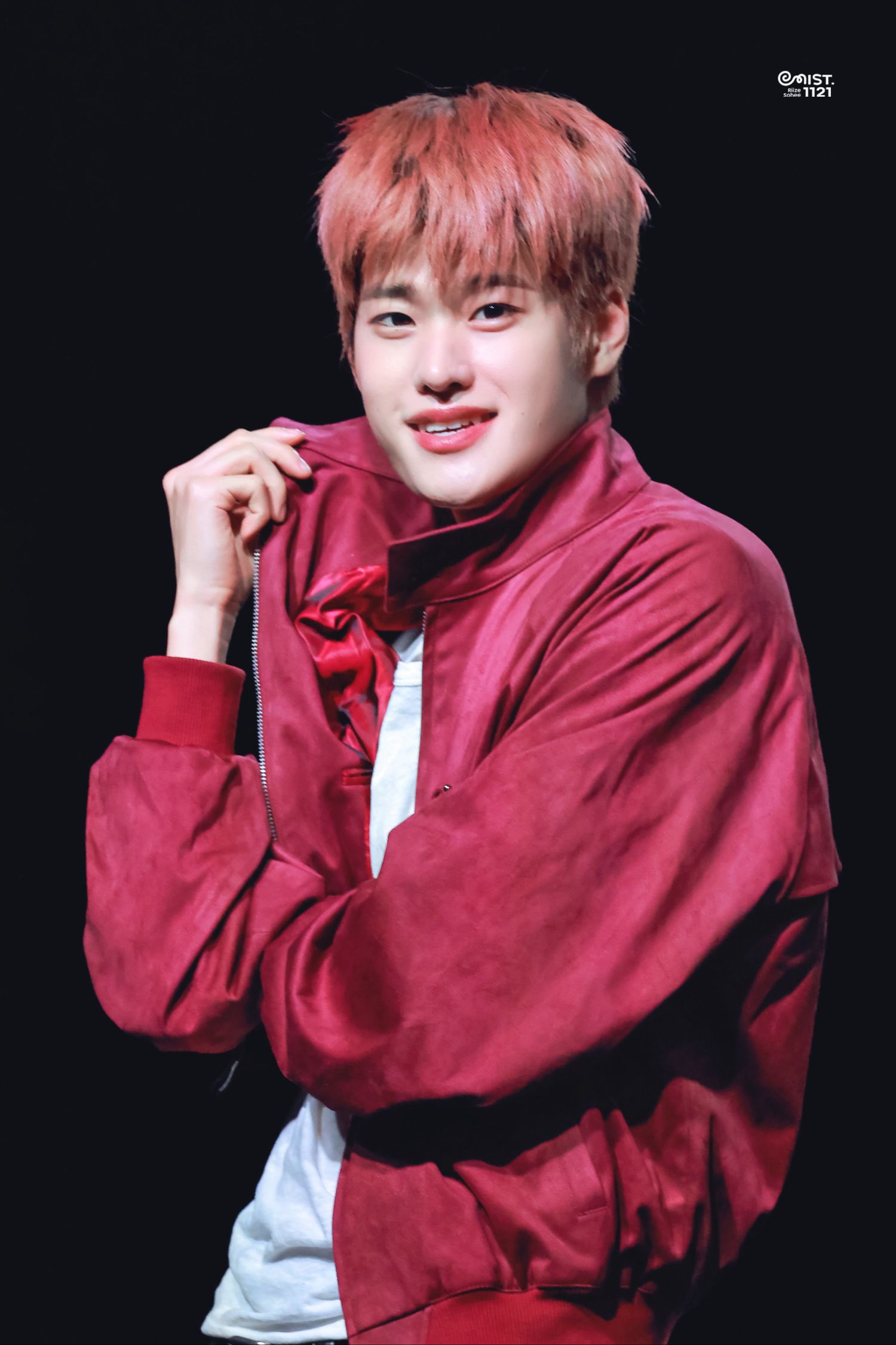 Recent activity shot of Sohee (RIIZE)