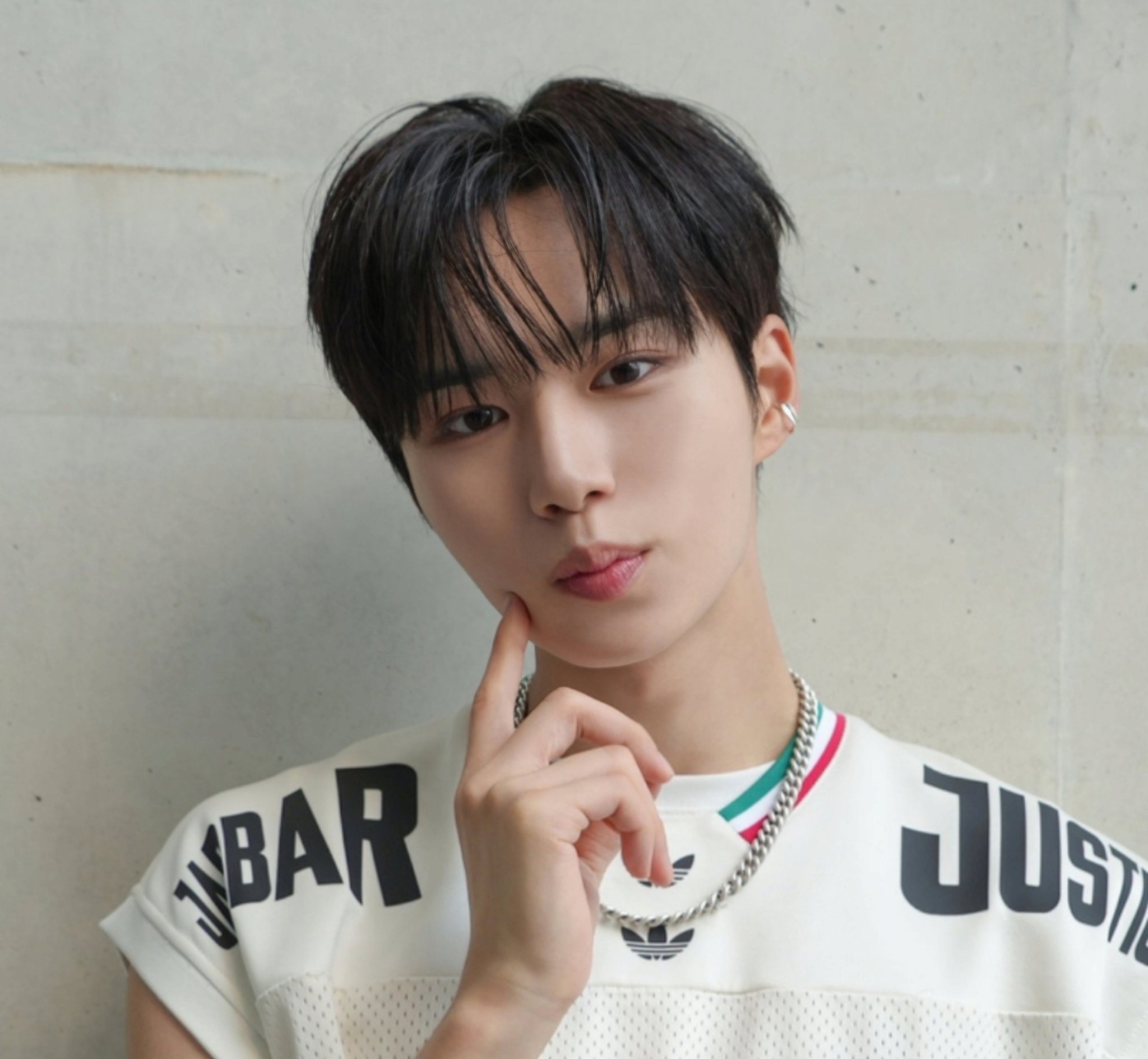 金俊抒 (ALPHA DRIVE ONE)的最新照片