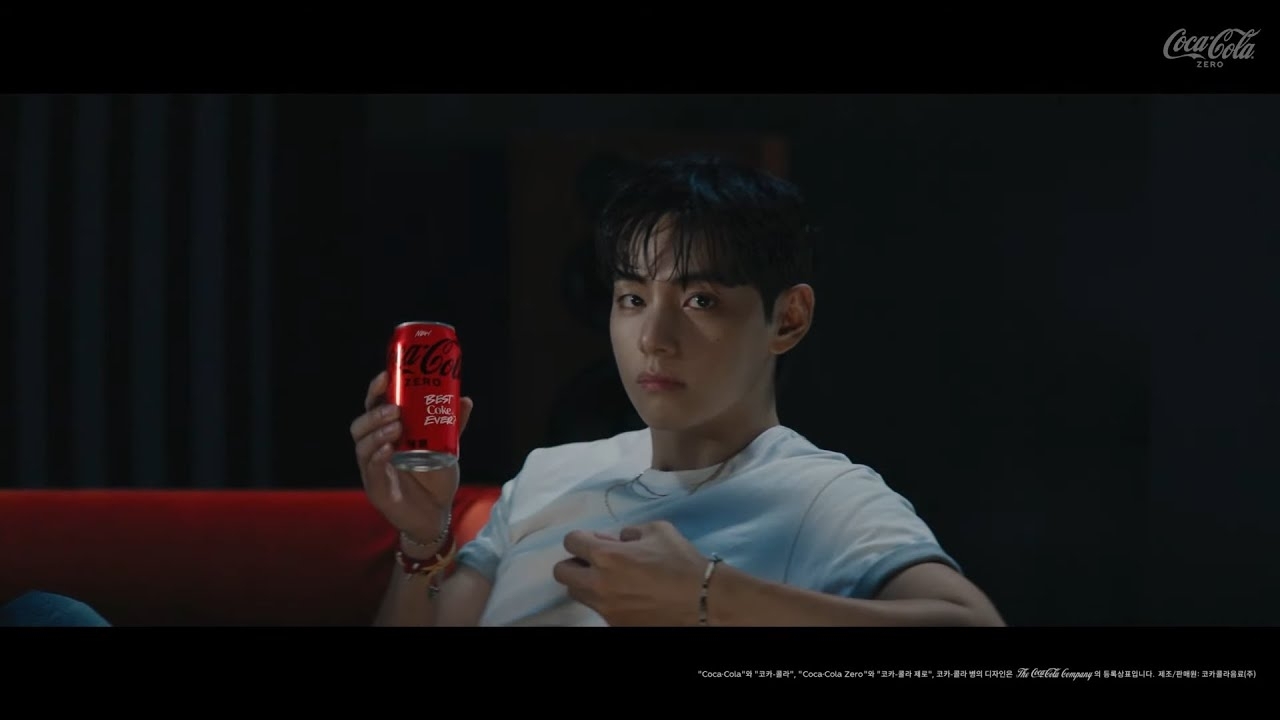 Foto aktivitas terbaru V (BTS)