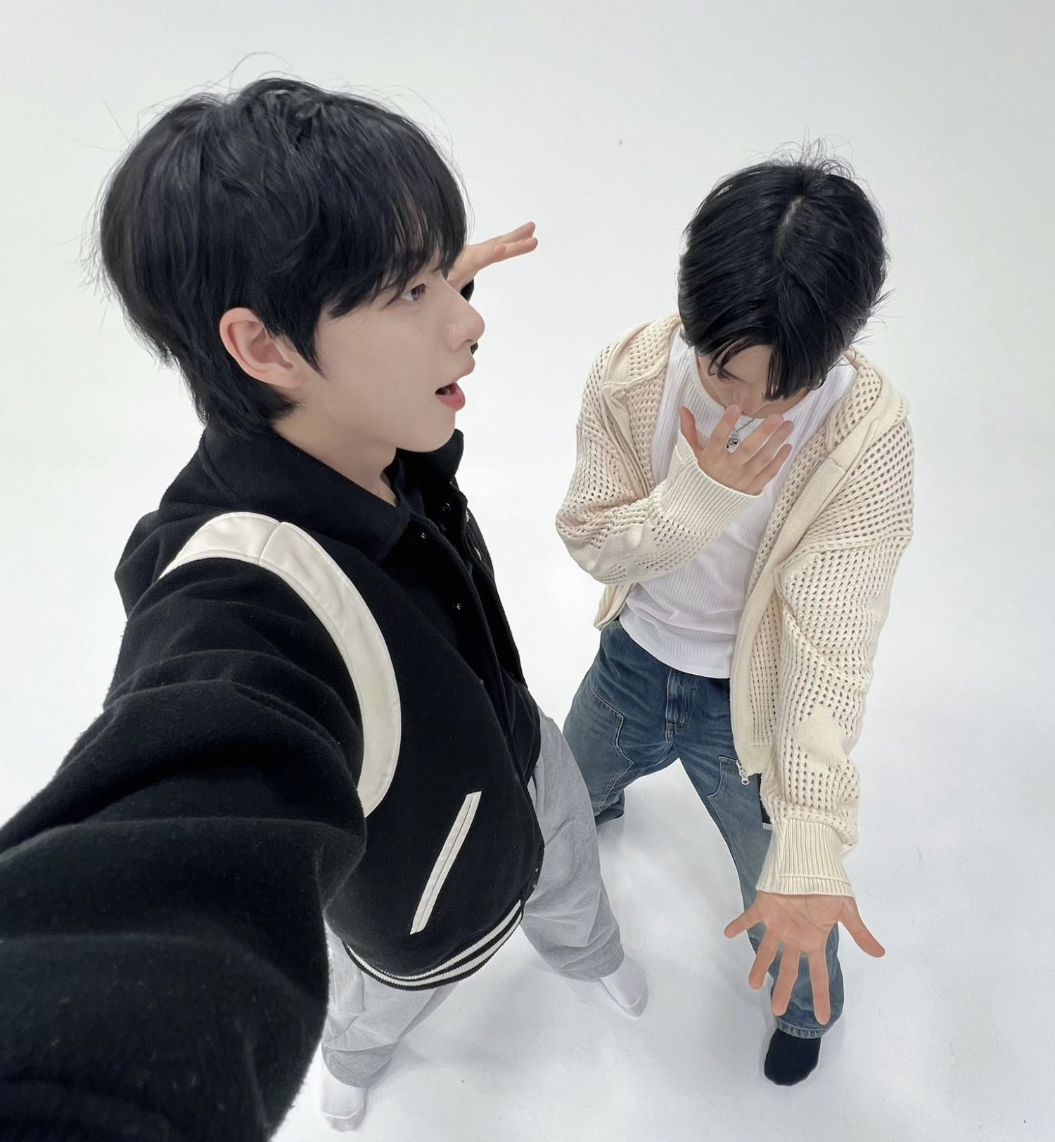 A moment captured by Steven (AHOF)'s fan