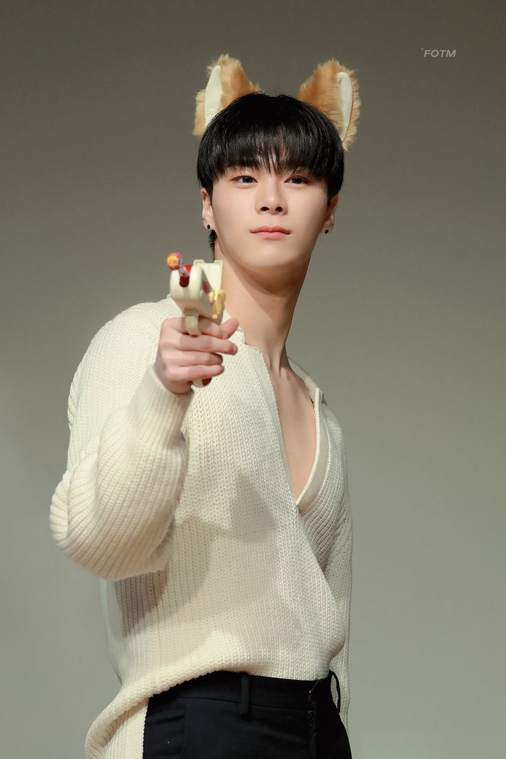 Recent activity shot of Moonbin (ASTRO)