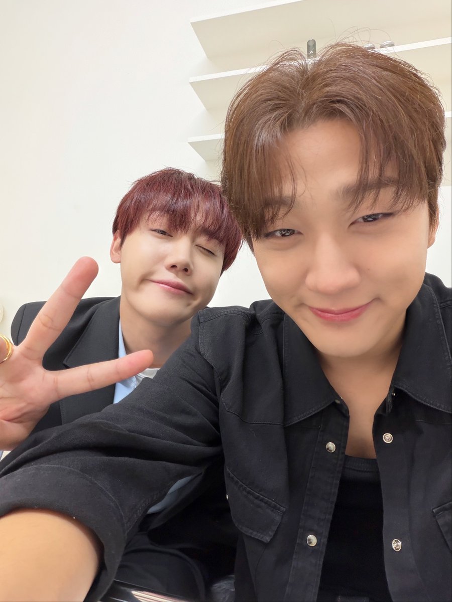 Latest photo of GoldenChild