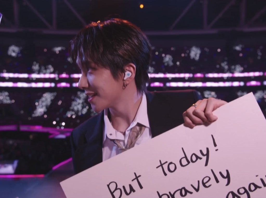 Recent activity shot of Woonhak (BOYNEXTDOOR)