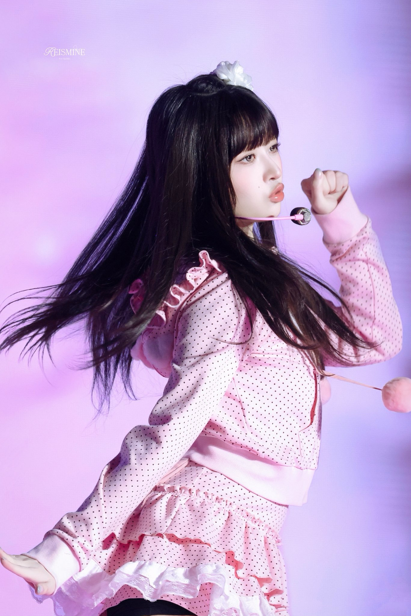 Behind-the-scenes cut of IVE