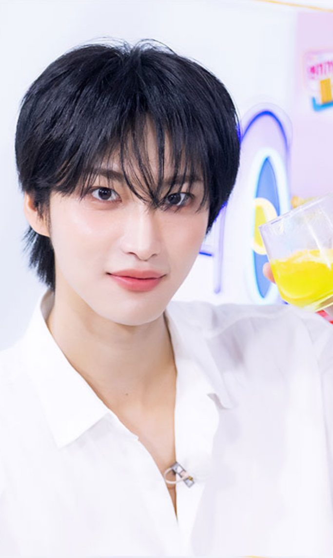A moment captured by Seonghwa (ATEEZ)'s fan
