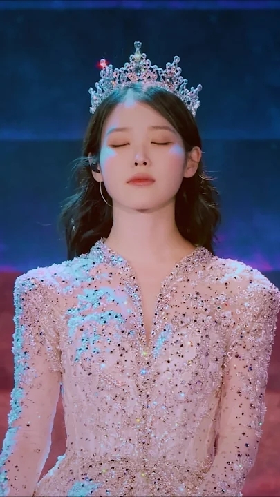 IU的最新活動照片