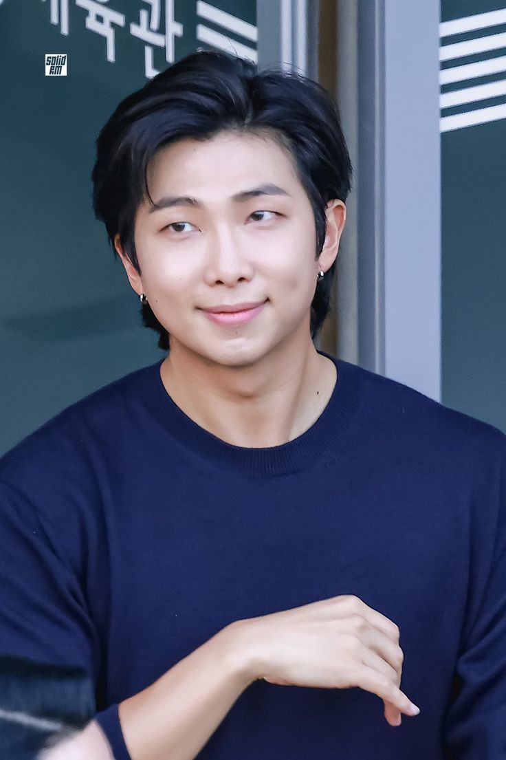 RM (방탄소년단)의 비하인드 컷