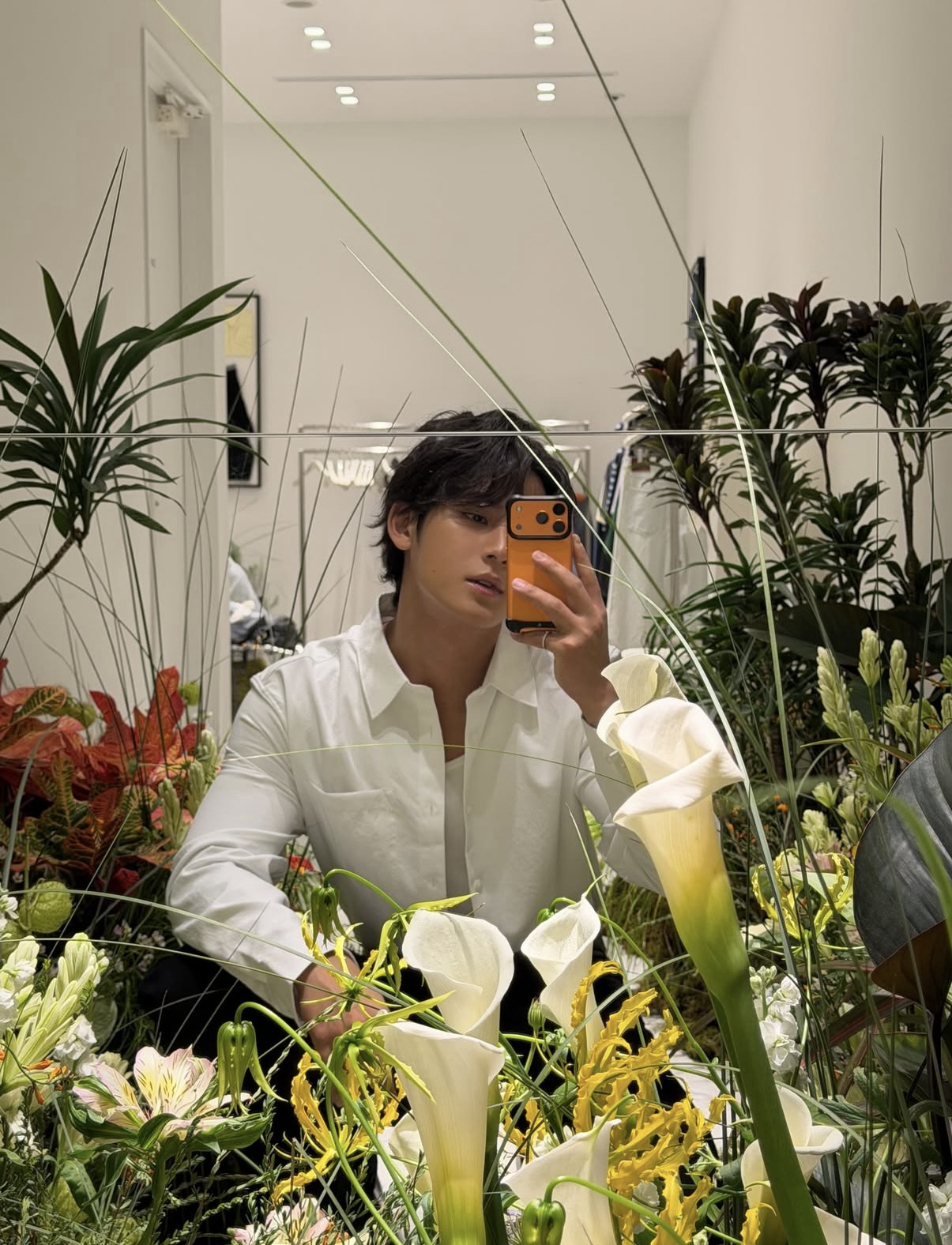 Latest photo of Mingyu (SEVENTEEN)