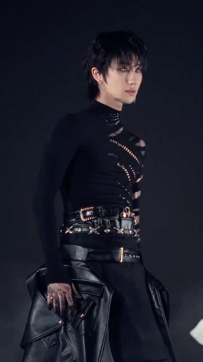 Dino (SEVENTEEN)的幕後花絮