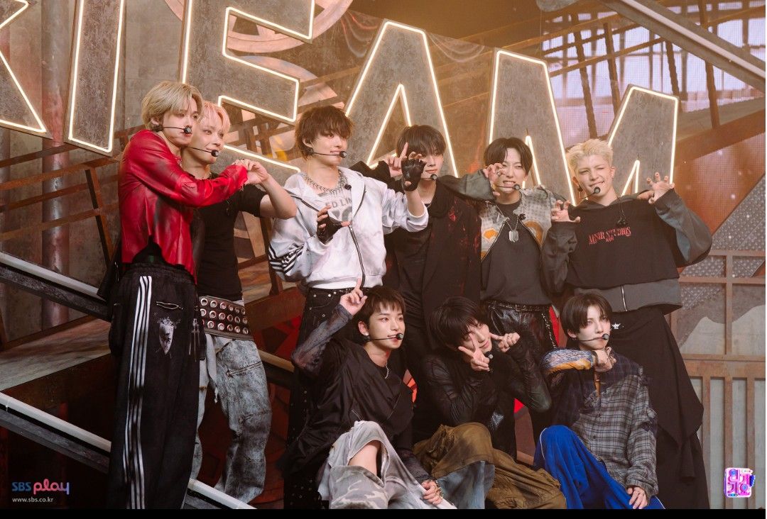 Latest photo of &TEAM