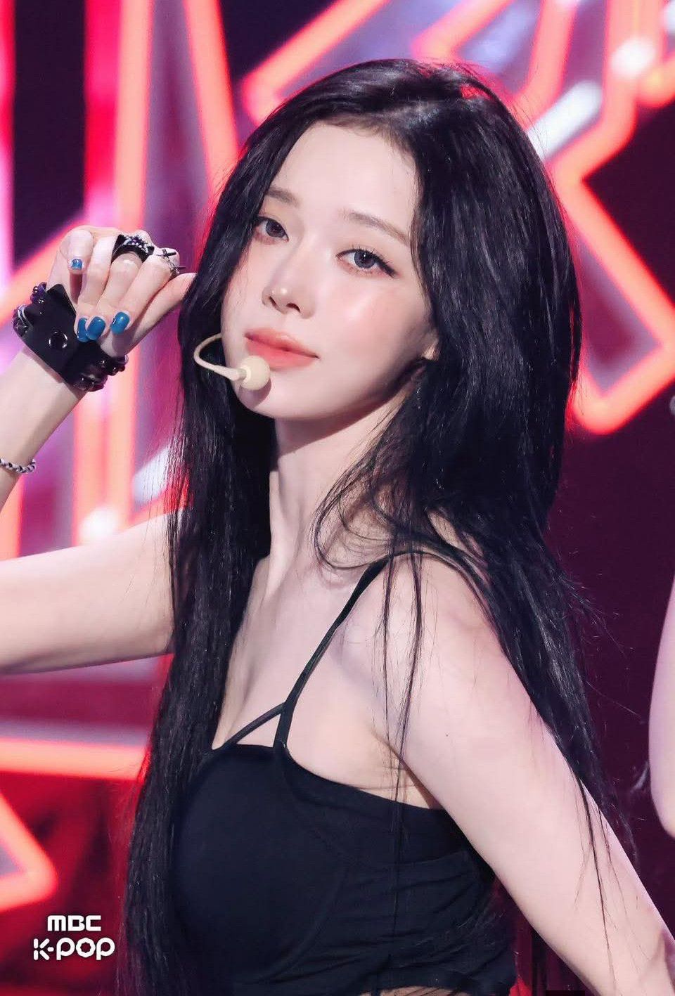 Winter (aespa)的最新活動照片