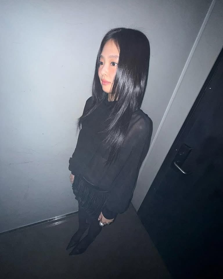 Jennie (BLACKPINK)的幕後花絮