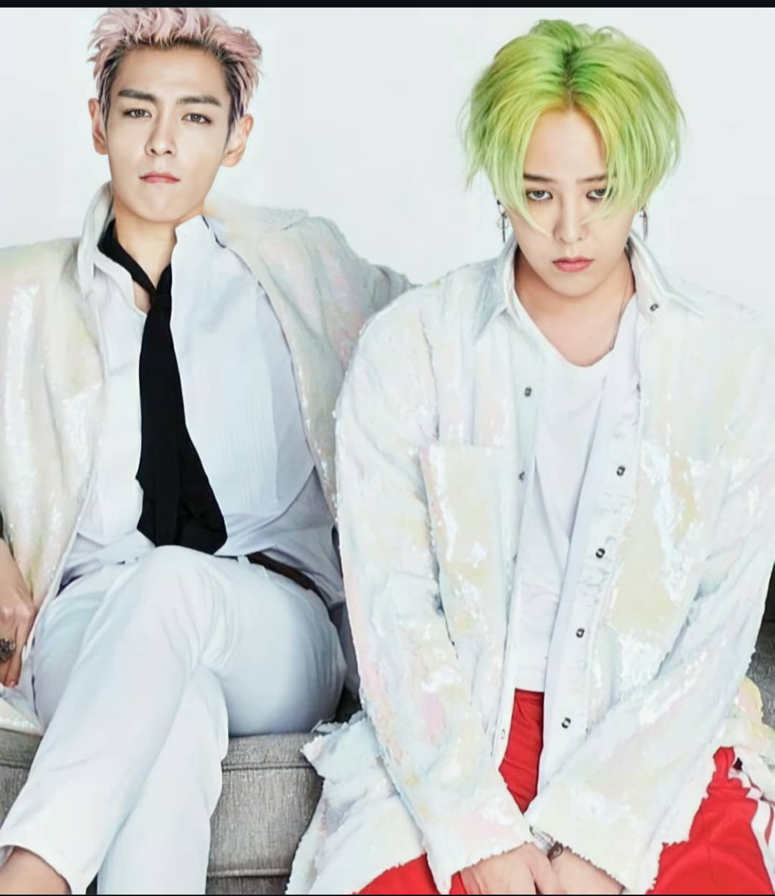 A moment captured by T.O.P's fan