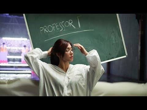 Behind-the-scenes cut of Tiffany Young (Girls' Generation)