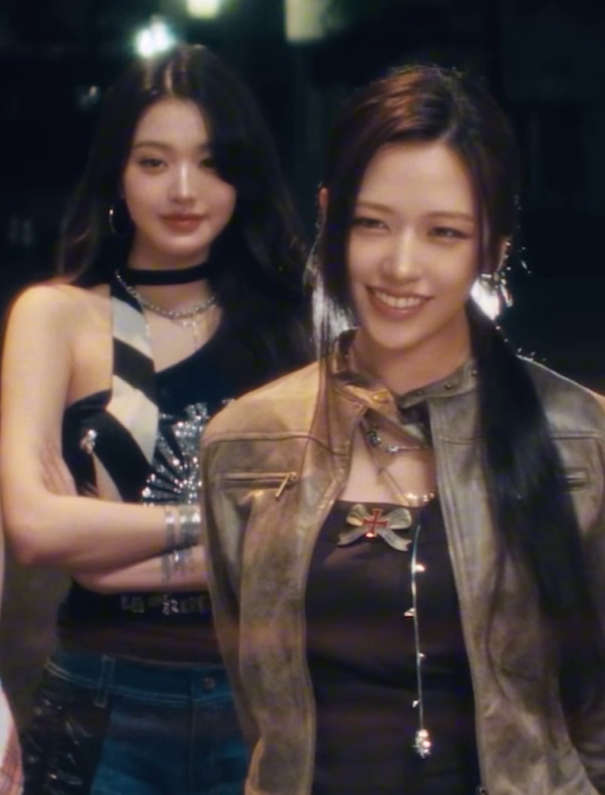 A moment captured by An Yujin (IVE)'s fan
