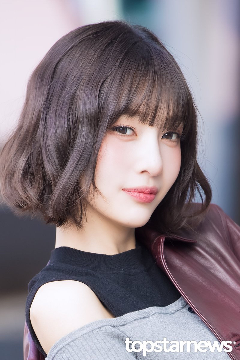 Recent activity shot of Joy (Red Velvet)