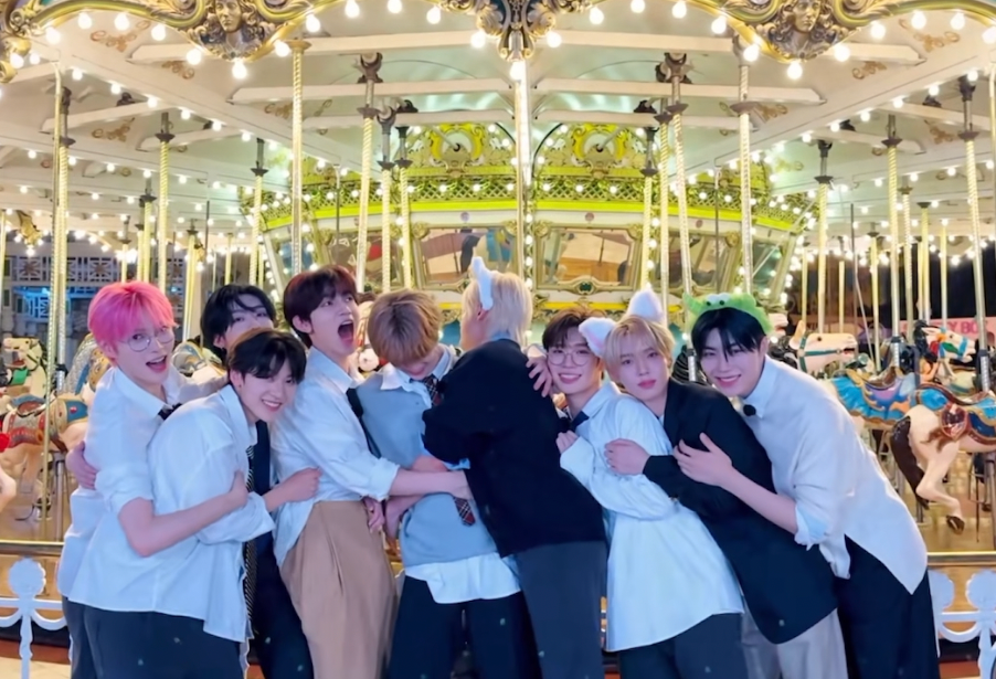 A moment captured by Kim Gyuvin (ZEROBASEONE)'s fan