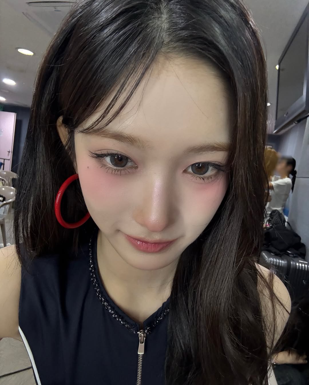 Recent activity shot of Leeseo (IVE)