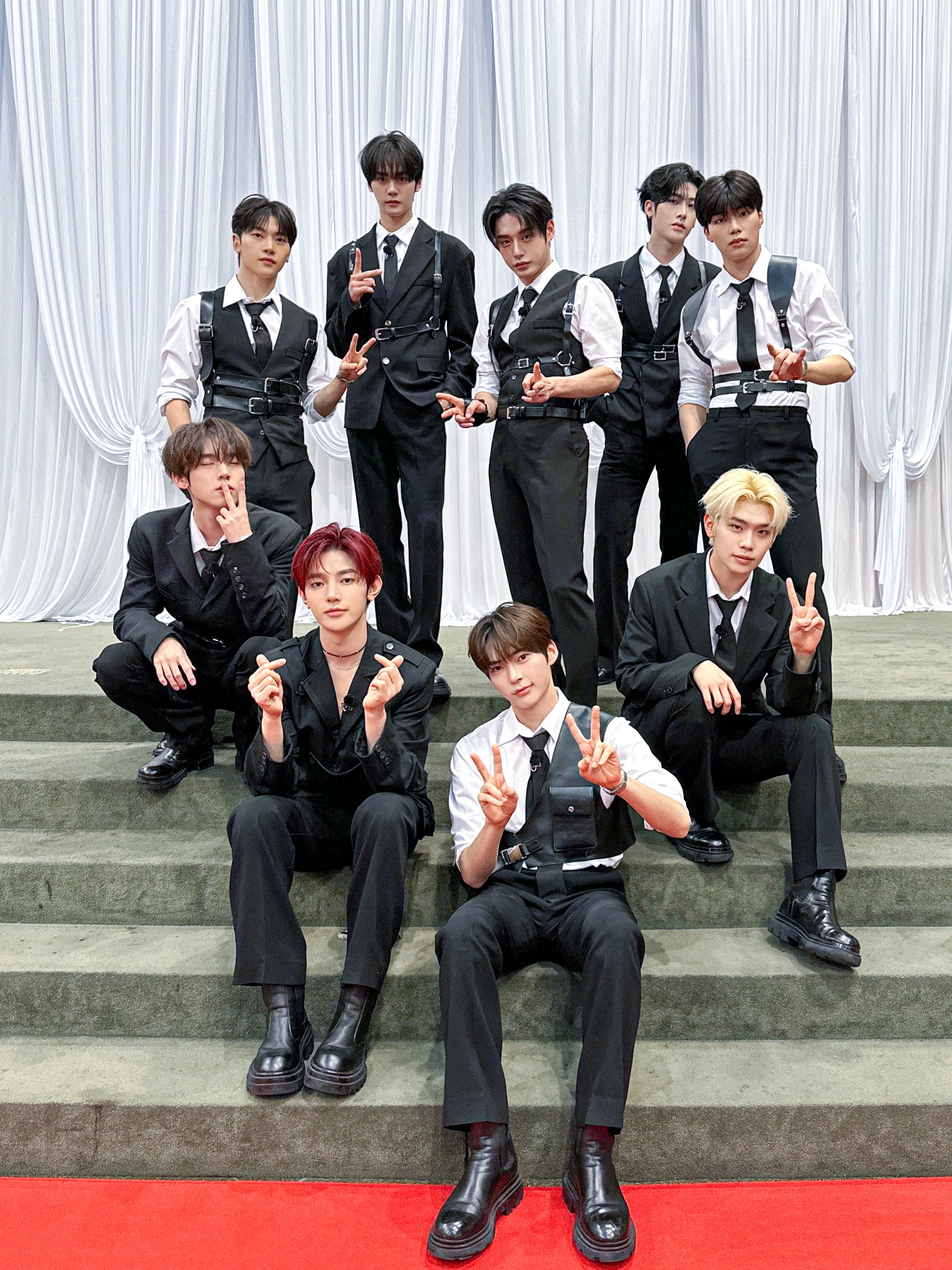 Recent activity shot of Park Gunwook (ZEROBASEONE)