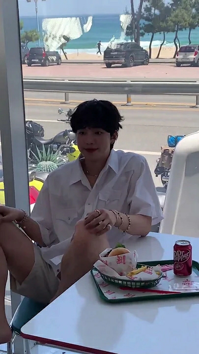 A moment captured by Lim Youngmin's fan