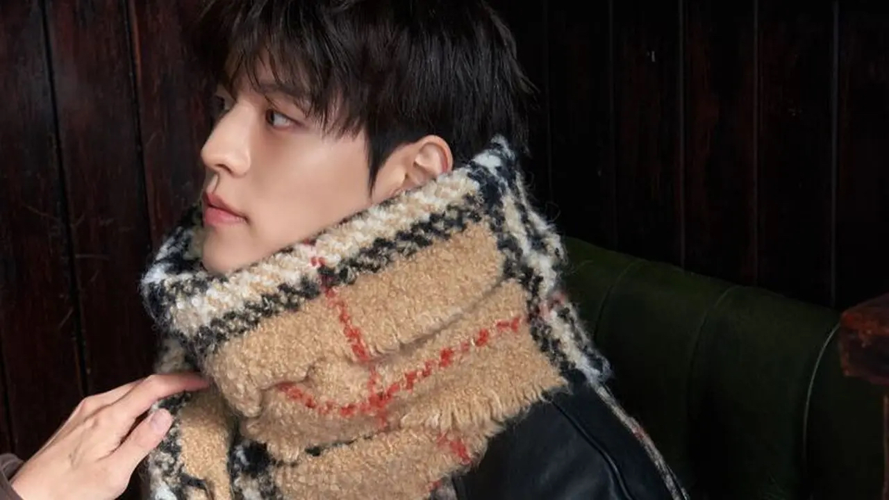 Behind-the-scenes cut of Seungmin (Stray Kids)