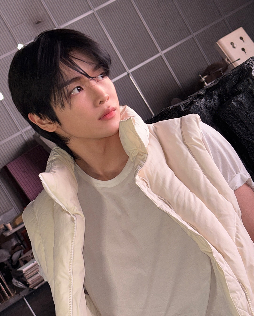 Recent activity shot of Sungchan (RIIZE)