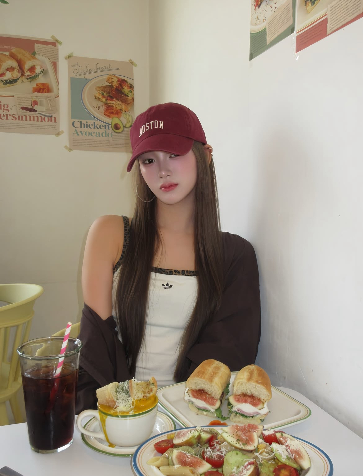 Recent activity shot of Sakurai Miu (ME:I)