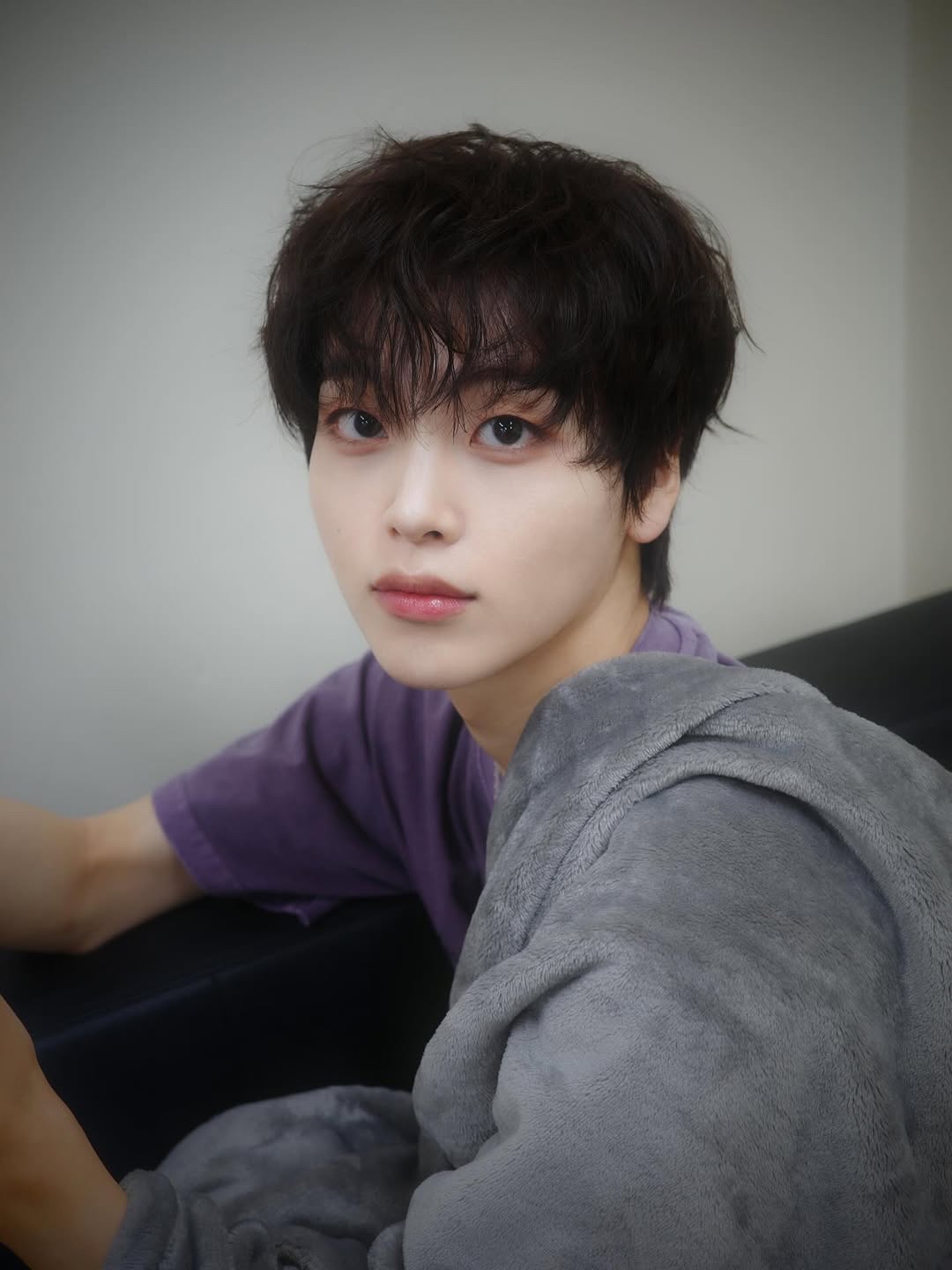 Recent activity shot of Hyeongjun (CRAVITY)