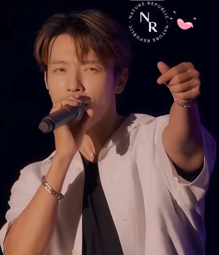 ドンヘ (Super Junior)の舞台裏ショット