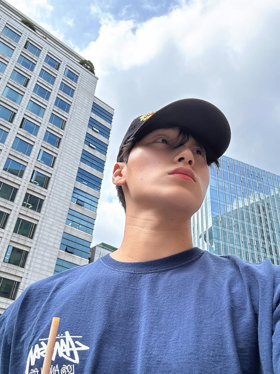 Behind-the-scenes cut of San (ATEEZ)