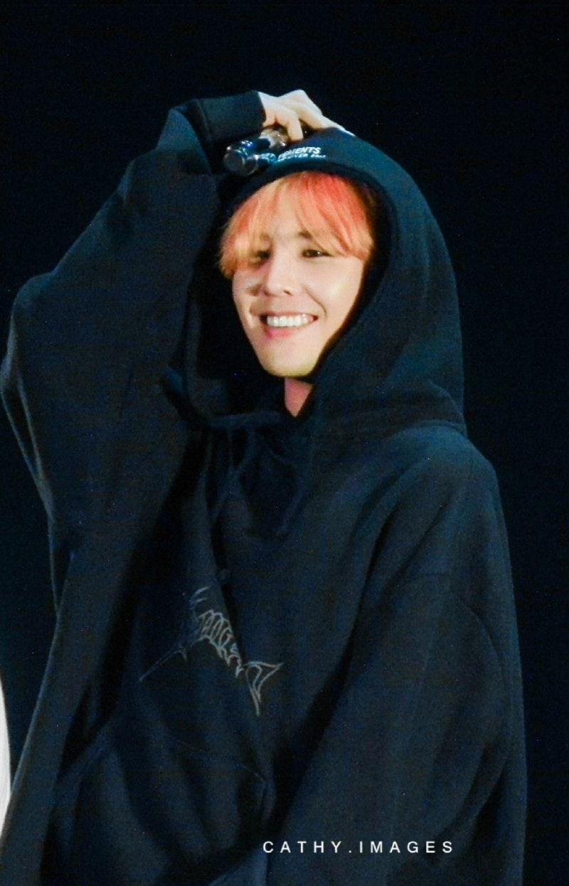 Behind-the-scenes cut of G-DRAGON (BIGBANG)