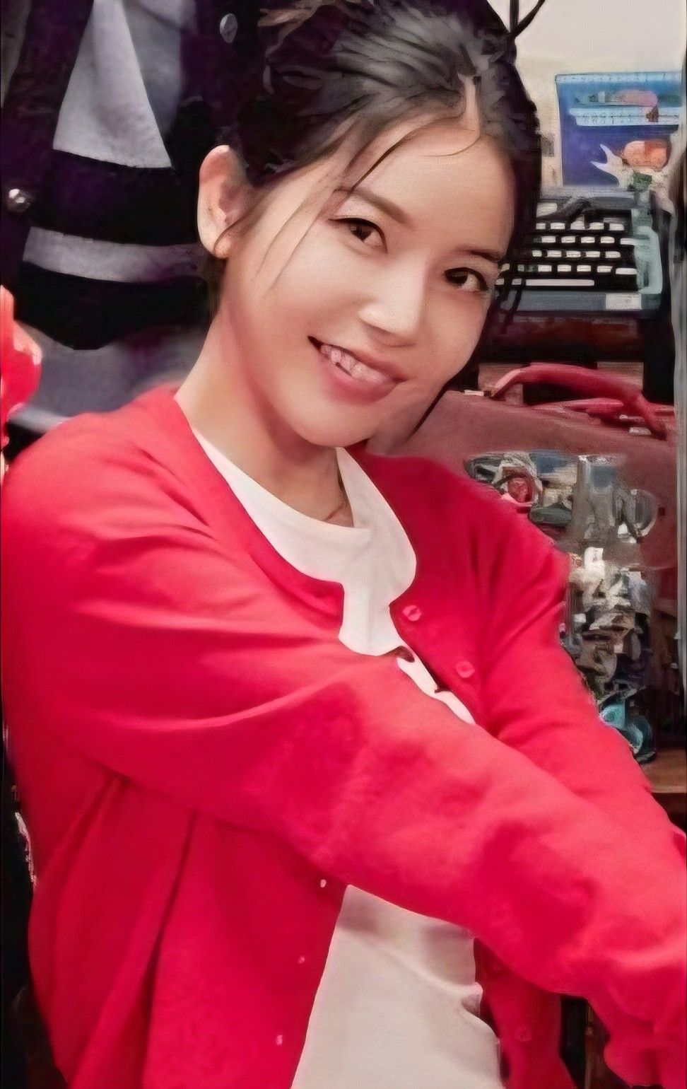 Behind-the-scenes cut of Solar (MAMAMOO)