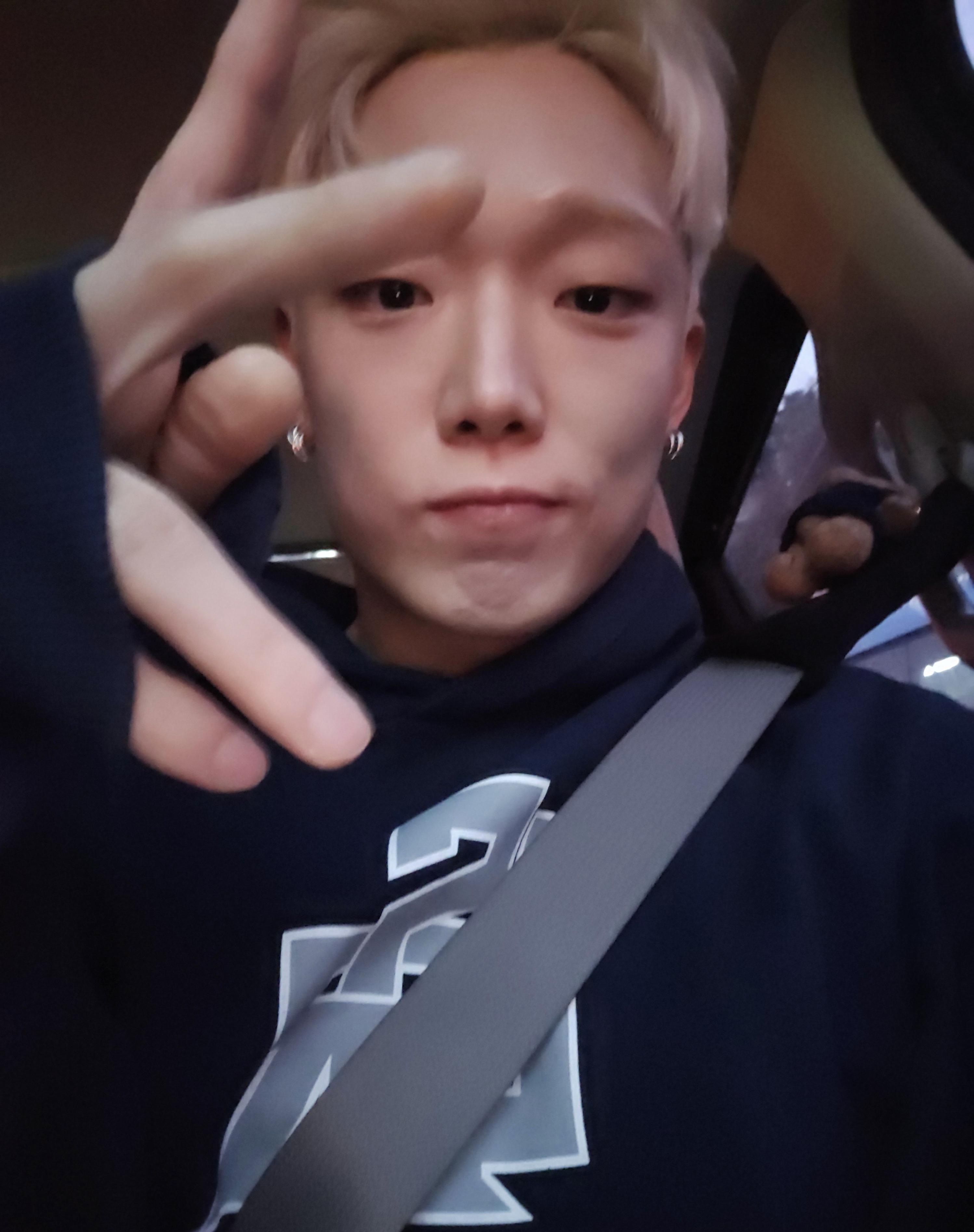 Trending idol content in the community