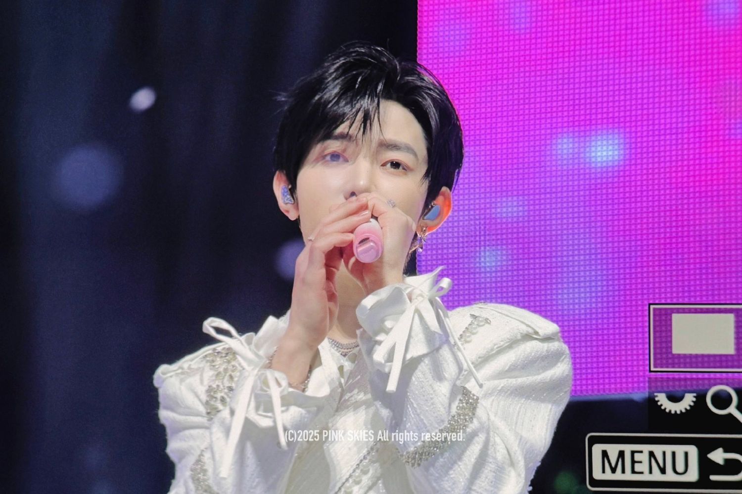 Latest photo of Zhang Hao (ZEROBASEONE)