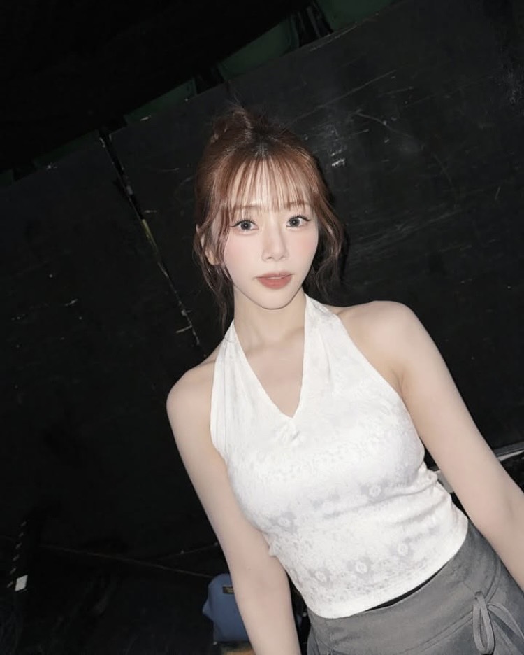 A moment captured by JI U (DREAMCATCHER)'s fan