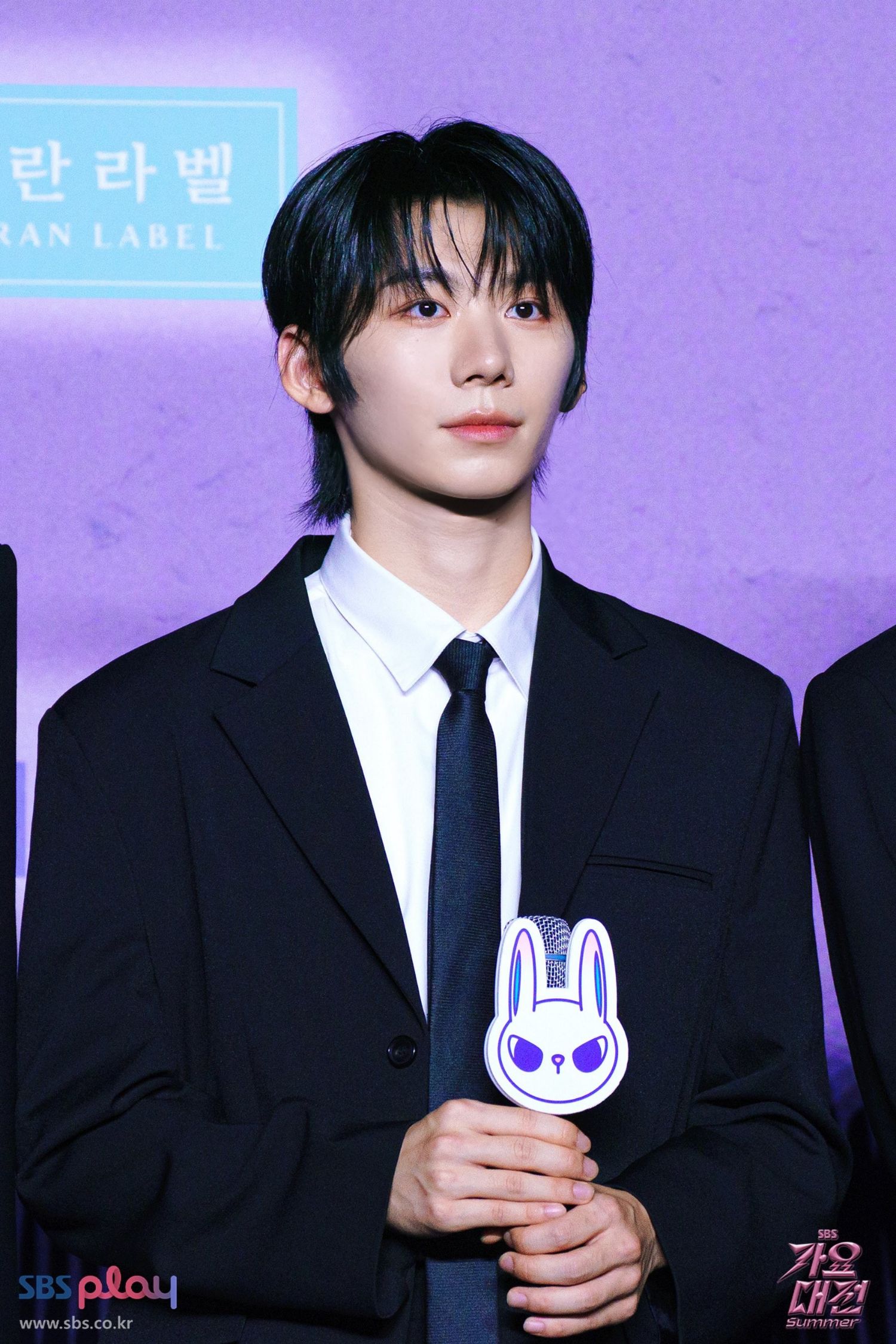 Behind-the-scenes cut of Park Han (AHOF)