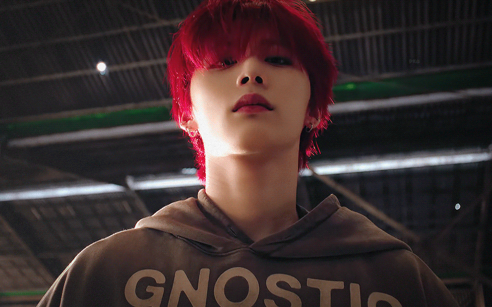 Behind-the-scenes cut of Taesan (BOYNEXTDOOR)
