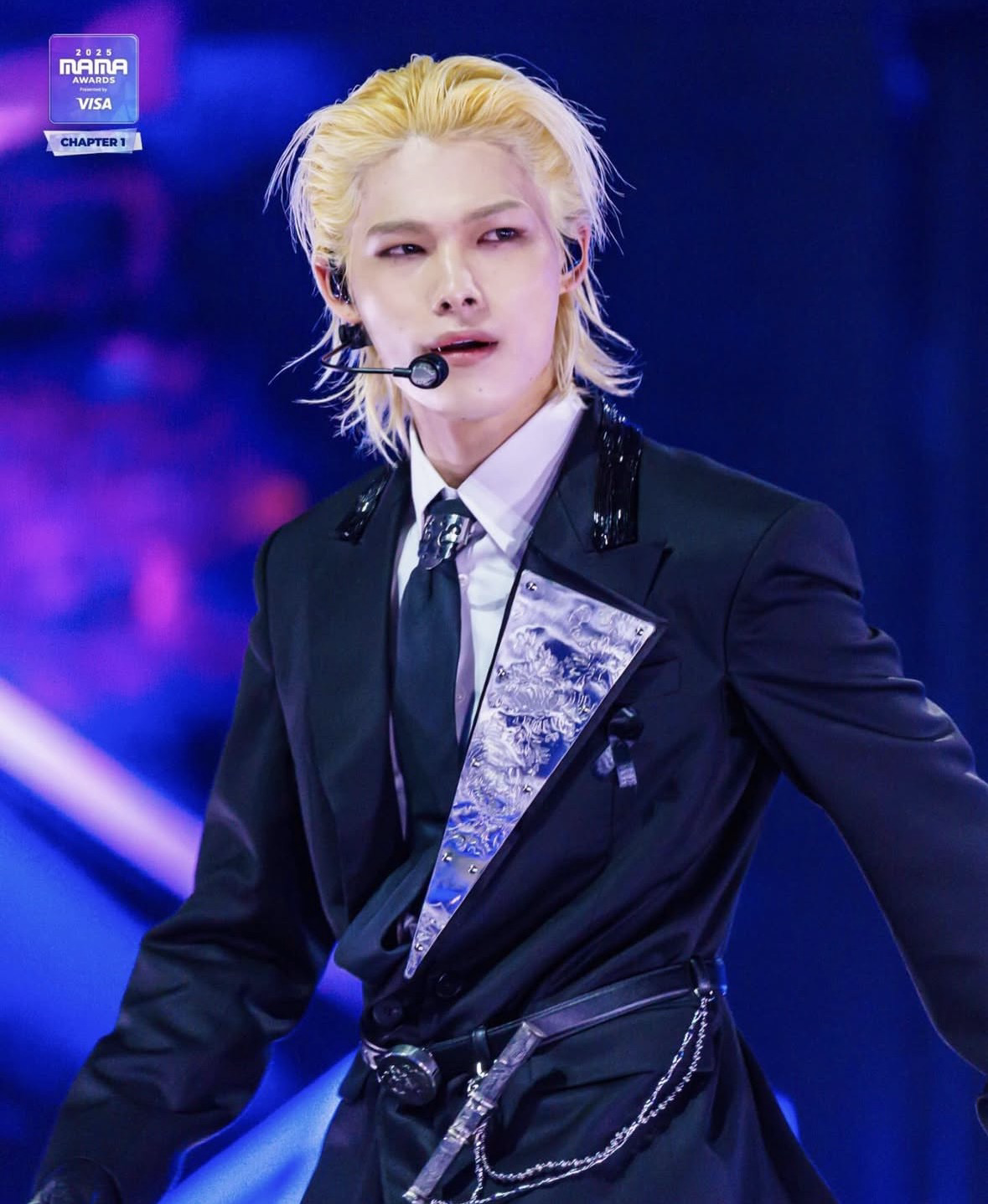 Foto aktivitas terbaru NI-KI (ENHYPEN)