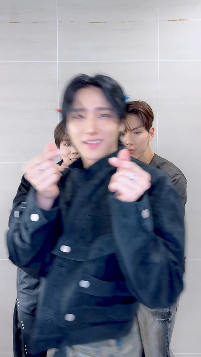 Shownu (MONSTA X)粉絲拍下的瞬間